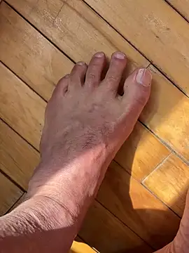 Darktrain50 online show from 04-12-26, 04:23