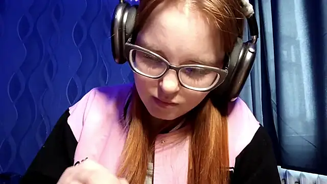 Sheriscute online show from 04-10-26, 07:24