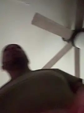 Woody and Jessie online show from 04-14-26, 05:08