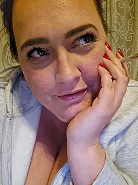 Snapshot of Blondibaby chatting on 04-30-26, 09:19 Blondibaby online show from 04-30-26, 09:19