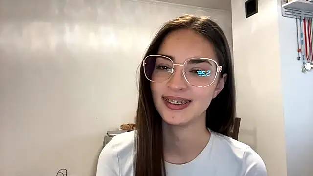 Snapshot of Rita_Sargoni chatting on 04-07-26, 05:30 Rita Sargoni online show from 04-07-26, 05:30