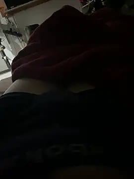 pelgaazul01 online show from 04-04-26, 01:15