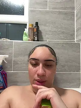 Snapshot of shayyxo chatting on 04-06-26, 09:05 shayyxo online show from 04-06-26, 09:05