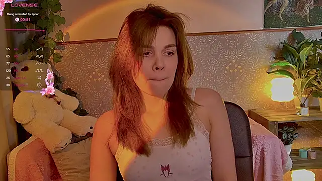 Snapshot of ScarletMarnei chatting on 06-28-26, 03:12 ScarletMarnei online show from 06-28-26, 03:12