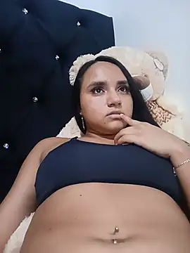Valentina Narvaez online show from 05-23-26, 07:29