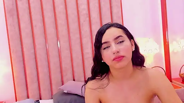 Snapshot of Zoe_Monrow chatting on 05-31-26, 06:42 Zoe Monrow online show from 05-31-26, 06:42