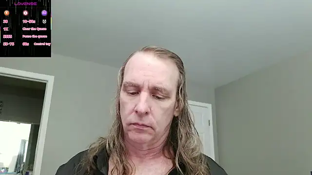 Snapshot of Magnus_Luv chatting on 06-04-26, 06:58 Magnus Luv online show from 06-04-26, 06:58