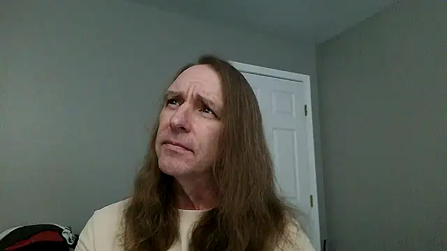Snapshot of Magnus_Luv chatting on 06-06-26, 08:02 Magnus Luv online show from 06-06-26, 08:02