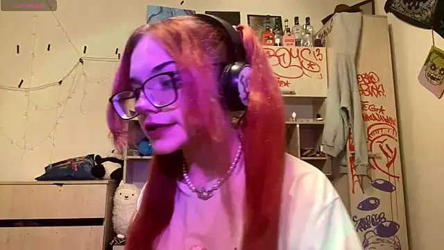 RedHeadCat online show from 04-18-26, 09:37