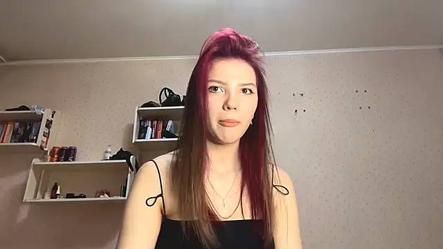 KeliVerde online show from 04-14-26, 04:02