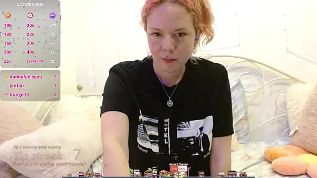 hexbunnie online show from 05-13-26, 03:04