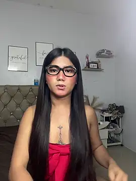 JassmineLove online show from 04-15-26, 08:09