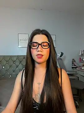 JassmineLove online show from 07-06-26, 08:22
