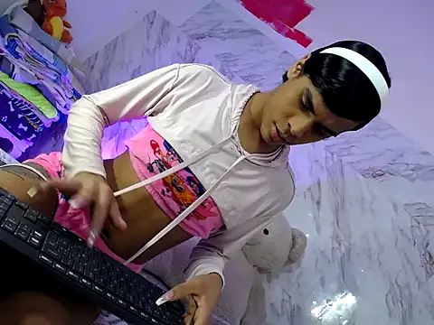 stefani robles online show from 04-27-26, 10:30