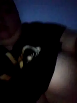 Snapshot of criscvwolff99 chatting on 04-08-26, 04:01 criscvwolff99 online show from 04-08-26, 04:01