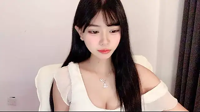 Snapshot of Kitteovo chatting on 07-01-26, 11:56 Kitteovo online show from 07-01-26, 11:56