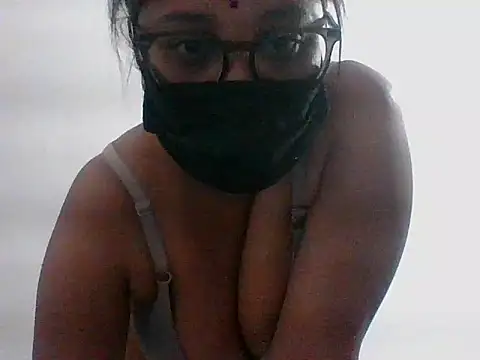 sexy nita online show from 04-11-26, 02:43