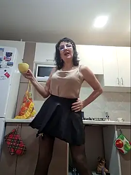 LaliaMia online show from 11-30-25, 04:38