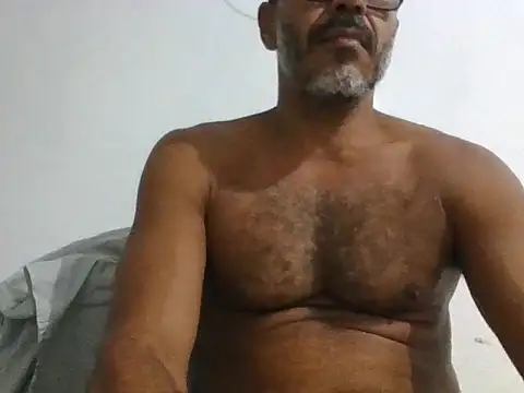 Snapshot of paizao1977brazil chatting on 04-14-26, 09:21 paizao1977brazil online show from 04-14-26, 09:21