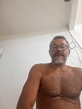 Snapshot of paizao1977brazil chatting on 04-25-26, 03:53 paizao1977brazil online show from 04-25-26, 03:53