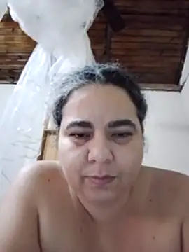 Snapshot of Golositadeamor chatting on 06-20-26, 08:11 Golositadeamor online show from 06-20-26, 08:11