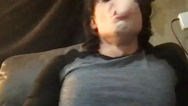 Snapshot of GypsiiCornel chatting on 04-20-26, 04:48 GypsiiCornel online show from 04-20-26, 04:48