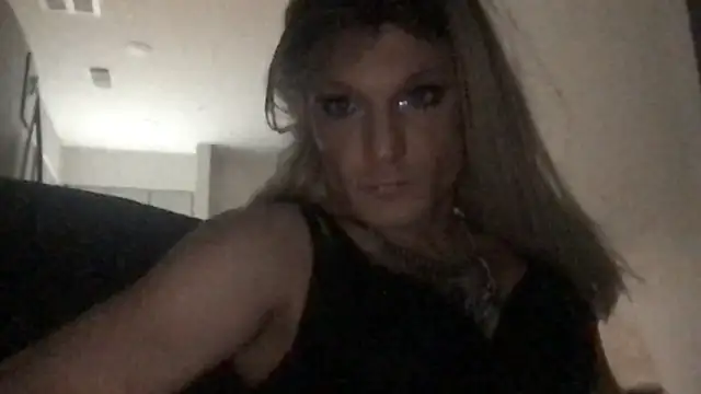 Snapshot of GypsiiCornel chatting on 04-30-26, 12:28 GypsiiCornel online show from 04-30-26, 12:28