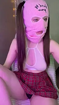 Miroslavva  online show from 04-25-26, 03:09