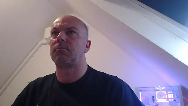 ChatMax30xxx online show from 04-06-26, 07:31