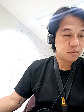akiramoore online show from 06-04-26, 01:55