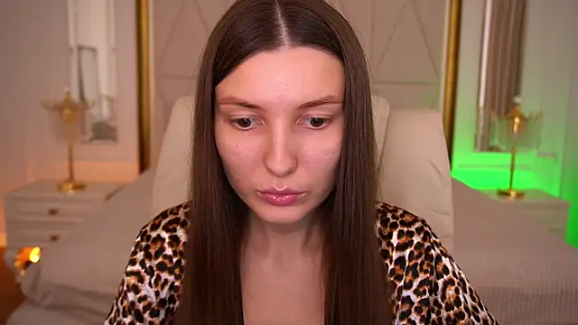 Snapshot of AshleyBaie chatting on 07-14-26, 12:00 AshleyBaie online show from 07-14-26, 12:00