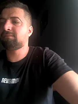 Snapshot of Attila2701 chatting on 05-09-26, 10:53 Attila2701 online show from 05-09-26, 10:53