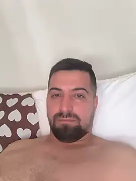 Snapshot of Attila2701 chatting on 06-18-26, 11:25 Attila2701 online show from 06-18-26, 11:25