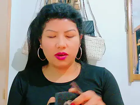 MojaditPussy online show from 05-10-26, 03:28