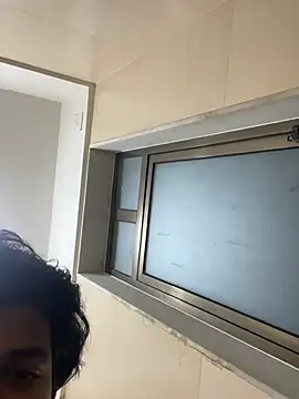 sunnyroy26 online show from 04-07-26, 07:42