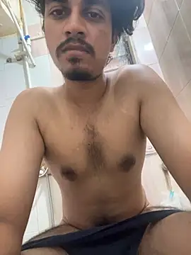 Snapshot of sunnyroy26 chatting on 04-18-26, 10:30 sunnyroy26 online show from 04-18-26, 10:30