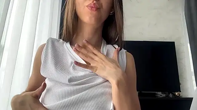 BrandyNorthcott online show from 04-10-26, 03:34