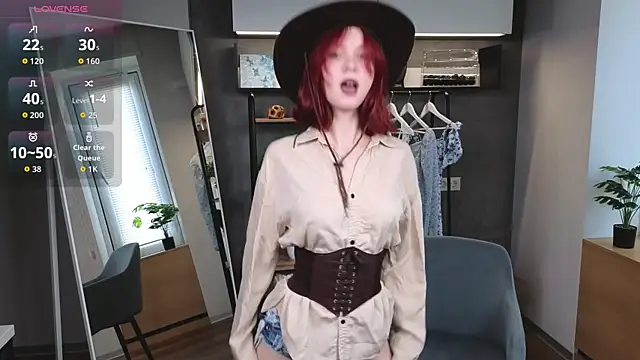Snapshot of MaisieWillians chatting on 07-27-26, 04:08 MaisieWillians online show from 07-27-26, 04:08