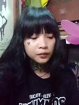 Snapshot of XShihoniLahgi chatting on 04-16-26, 06:19 XShihoniLahgi online show from 04-16-26, 06:19