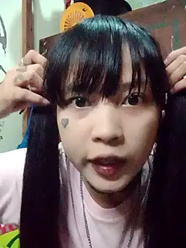 Snapshot of XShihoniLahgi chatting on 05-21-26, 10:44 XShihoniLahgi online show from 05-21-26, 10:44