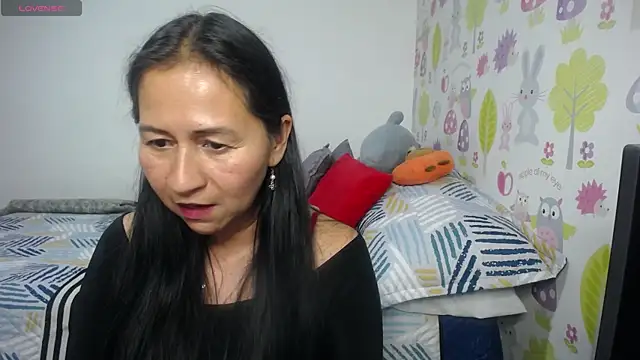 Tyna b online show from 06-14-26, 02:24