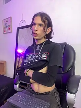 lucius morningstar online show from 04-13-26, 08:47