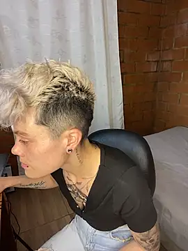 Snapshot of Megan-c chatting on 06-21-26, 01:41 Megan-c online show from 06-21-26, 01:41
