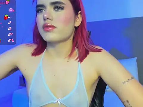 Snapshot of loly_berry chatting on 04-22-26, 02:03 loly berry online show from 04-22-26, 02:03