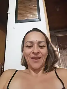 lia damasco online show from 06-24-26, 04:55