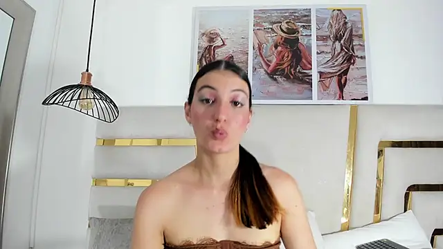 Snapshot of Emy-Ferrer chatting on 07-08-26, 11:31 Emy-Ferrer online show from 07-08-26, 11:31