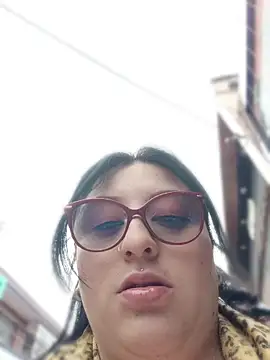 Snapshot of bunny_sx chatting on 04-09-26, 05:18 bunny sx online show from 04-09-26, 05:18