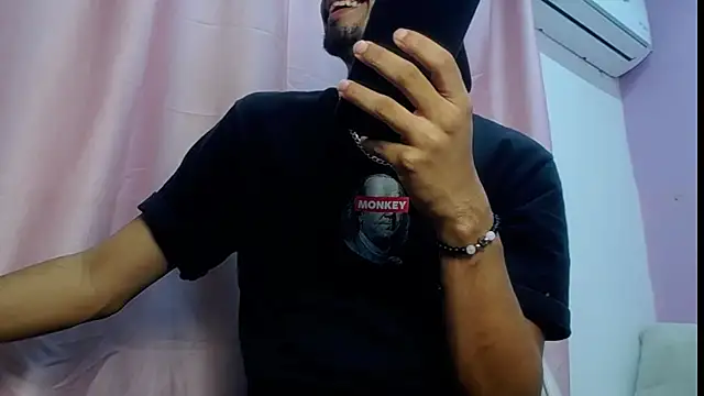 Amir guy  online show from 04-19-26, 06:10