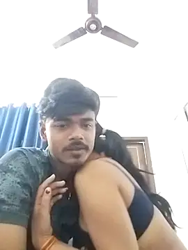 Love-Birdss online show from 04-08-26, 08:42