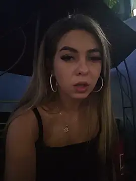 Snapshot of AylinRosee chatting on 06-26-26, 06:34 AylinRosee online show from 06-26-26, 06:34